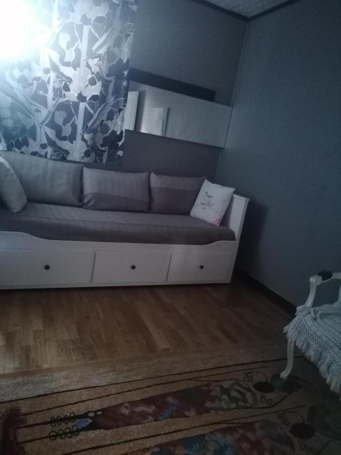 Charmant Appartement 10Mn Rouen Franqueville-Saint-Pierre Buitenkant foto